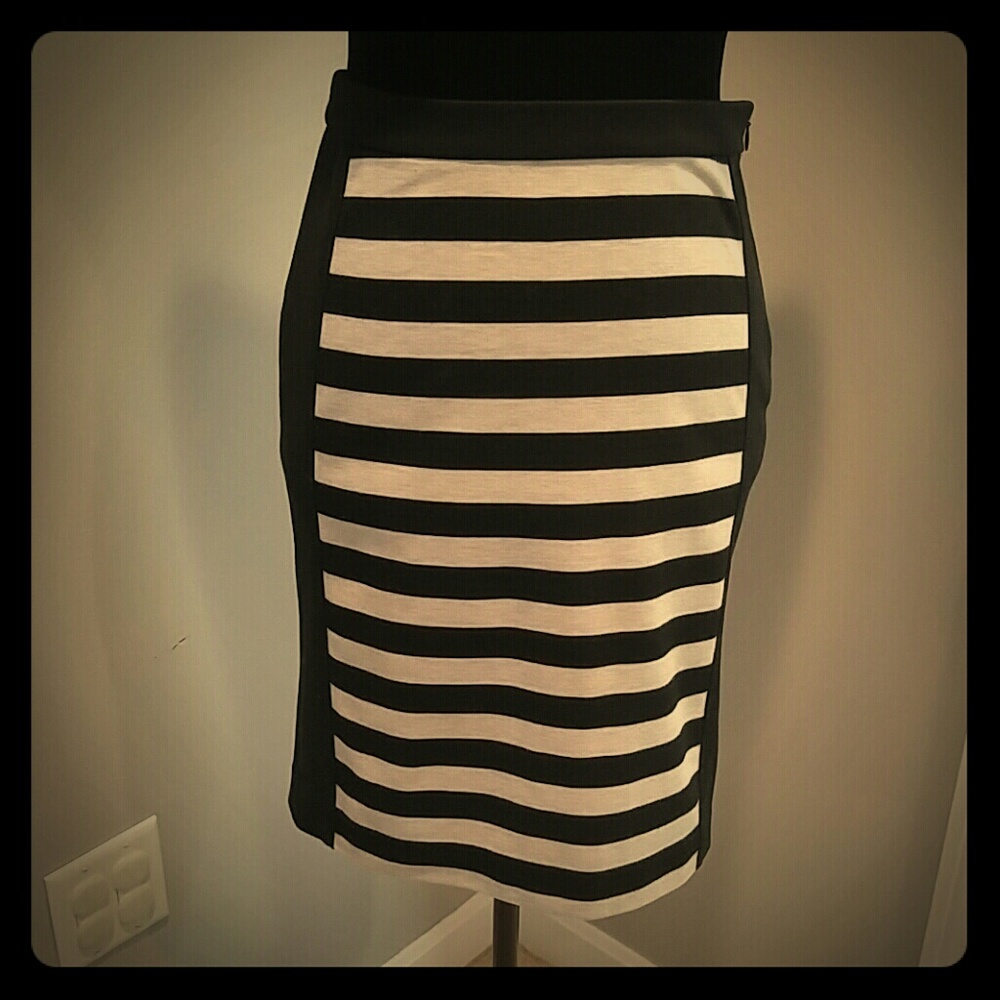 Black and Oatmeal Striped Pencil Skirt